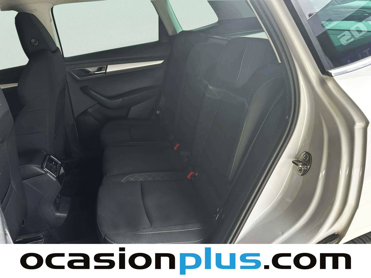 Foto asientos traseros Skoda Karoq Skoda Karoq 1.6 TDI Like (115 CV)