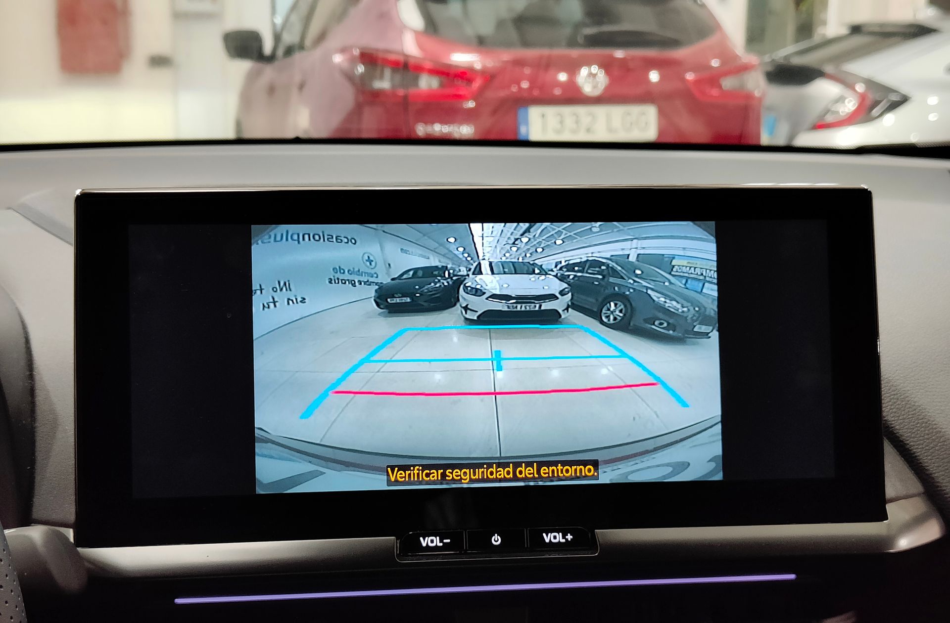 Toyota C-HR 220PH GR Sport - foto 9