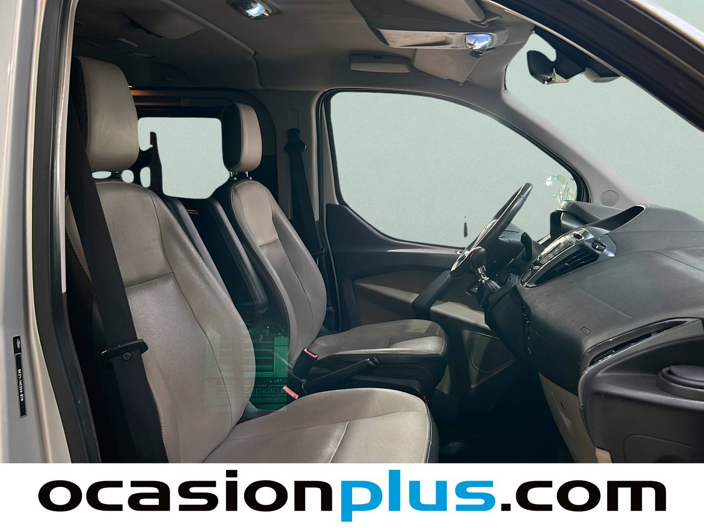 Foto Ford Tourneo Custom Ford Tourneo Custom 2.2 TDCI 300 L1 Titanium (125 CV)