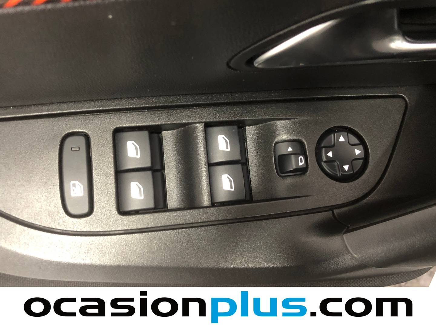 Foto Peugeot 2008 Peugeot 2008 Puretech 100 S&S Active Pack  (100 CV)