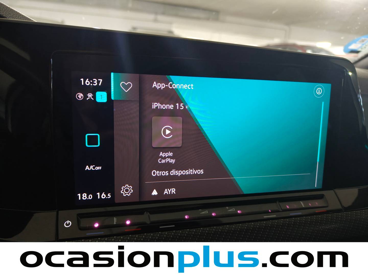 Equipamiento del Volkswagen Golf Volkswagen Golf R-Line 1.5 eTSI (150 CV) DSG