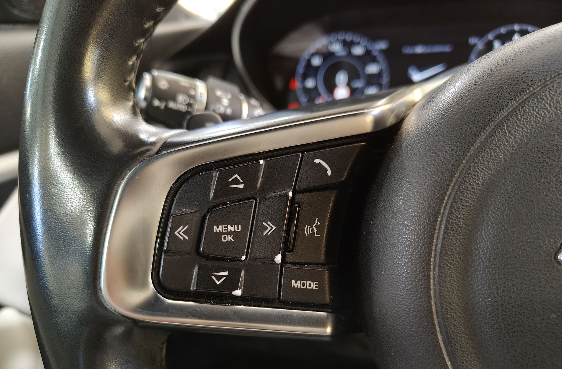 Jaguar E-Pace 2. R-Dynamic SE 4WD - foto 26