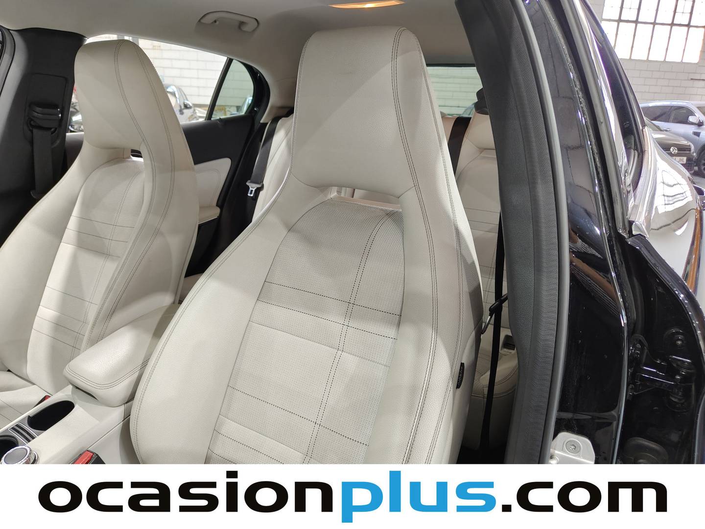 Extras y acabados del Mercedes GLA Mercedes GLA 200 d Urban (136 CV)