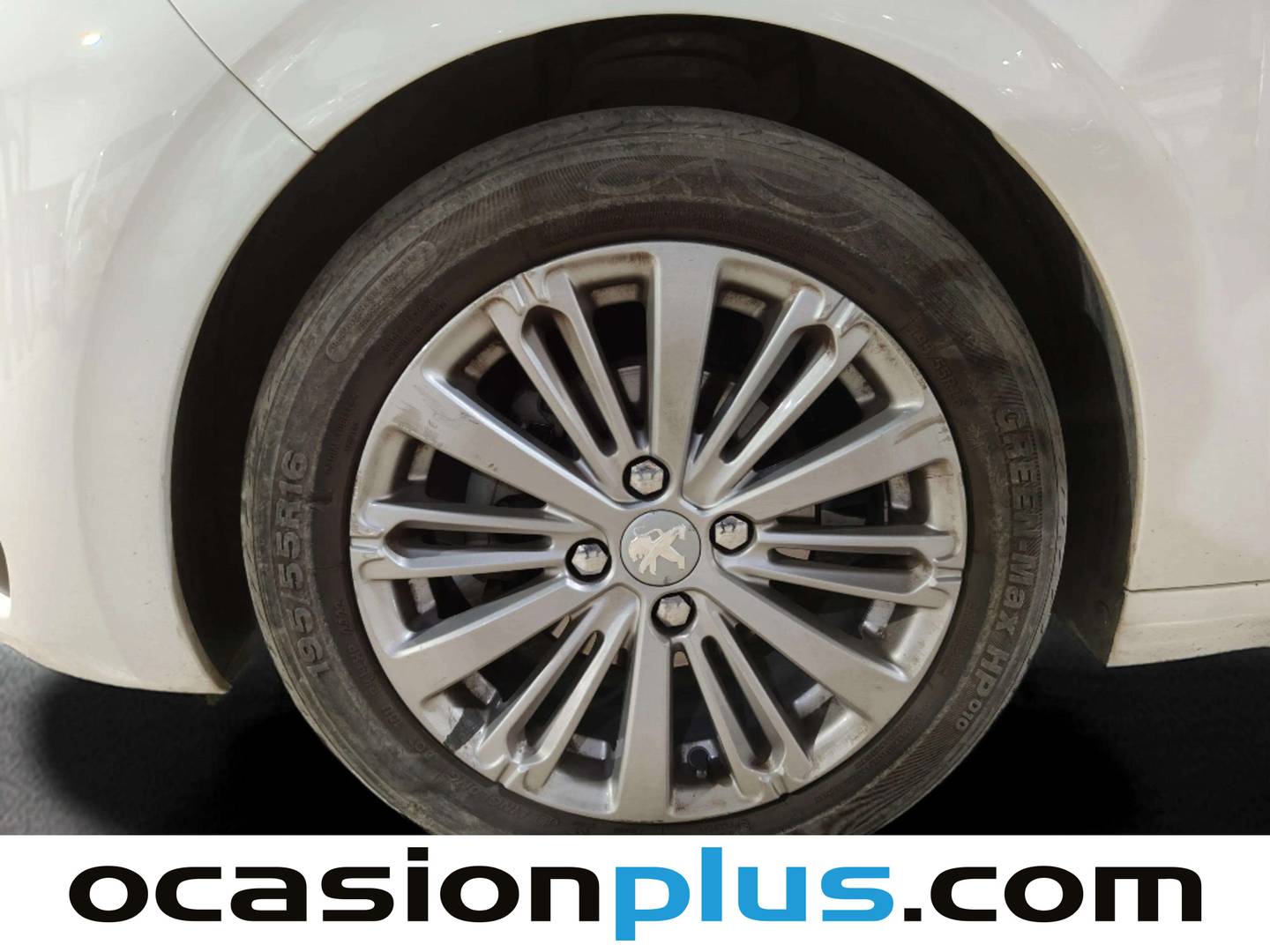 Foto Peugeot 208 Peugeot 208 BlueHDi 100 Allure (100 CV)