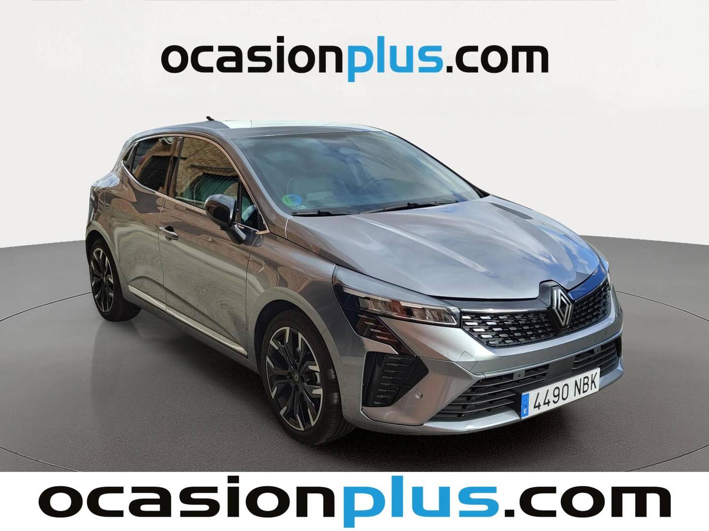 Foto delantera Renault Clio Renault Clio E-Tech full hybrid 145 Techno (143 CV) derecha