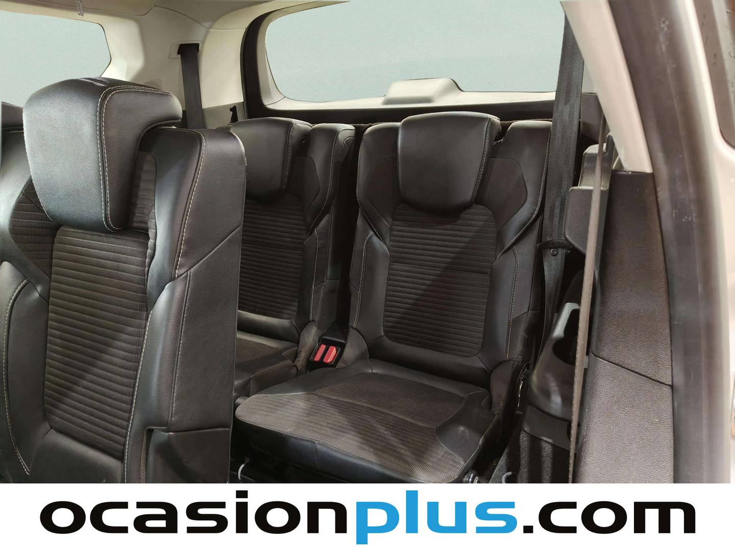 Extras y acabados del Renault Grand Scénic Renault Grand Scenic Zen Energy TCe (160 CV) 7 Plazas
