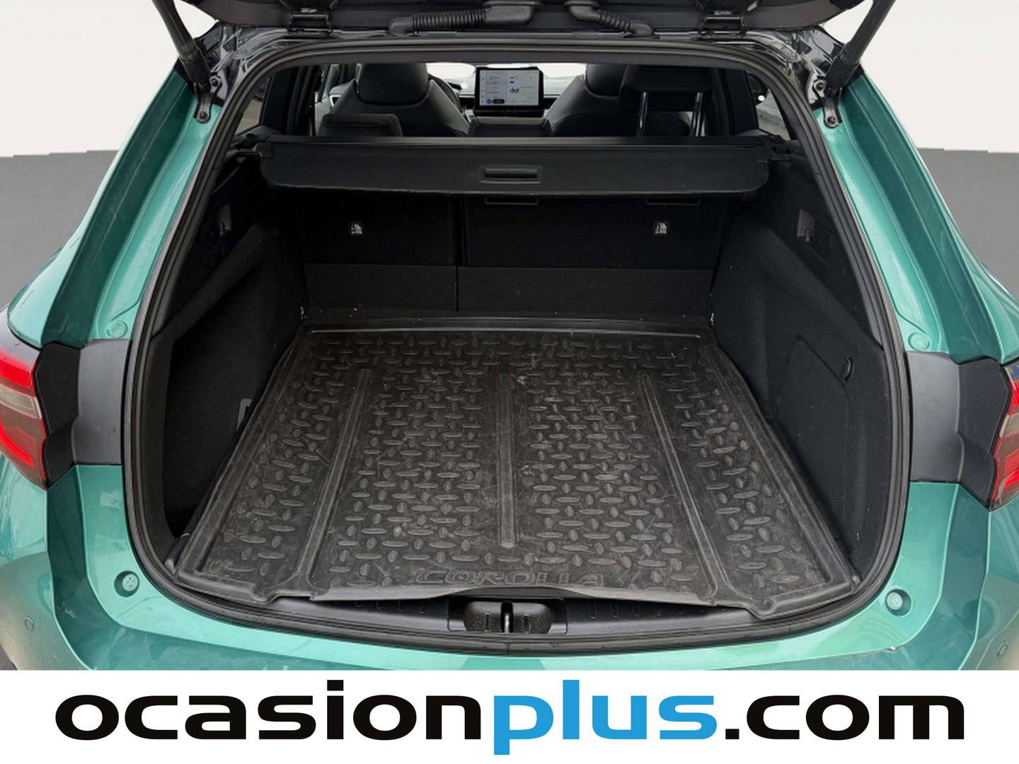 Fotos maletero Toyota Corolla Toyota Corolla 200H Touring Sports GR-Sport (196 CV)