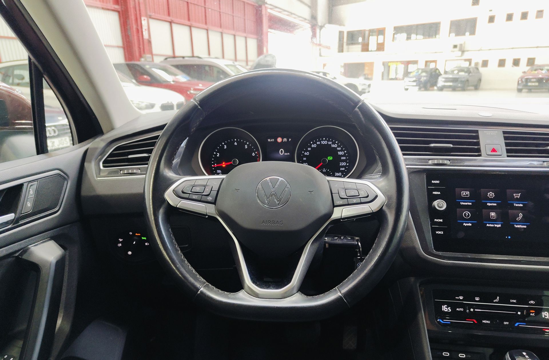 Volkswagen Tiguan Life 1.5 TSI DSG - foto 27