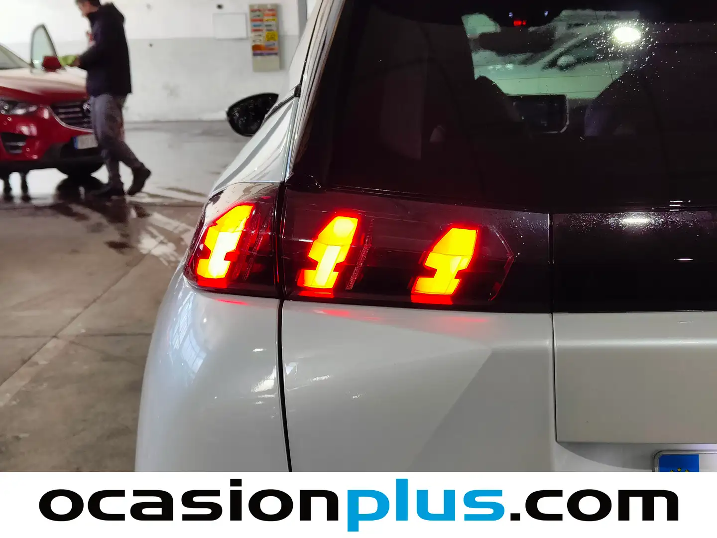 Foto Peugeot 2008 Peugeot 2008 BlueHDI 130 S&S GT Pack EAT8 (130 CV)