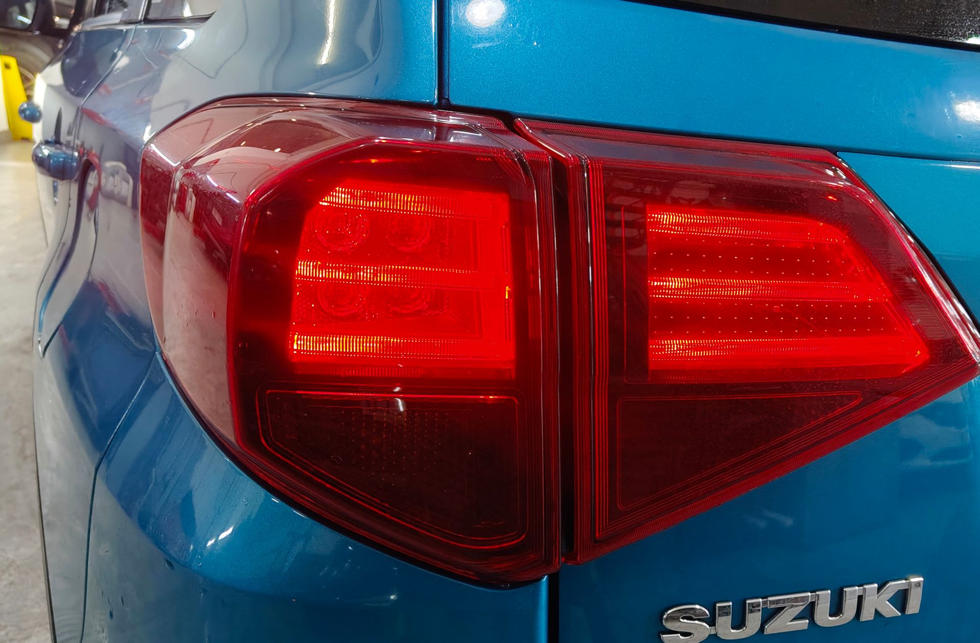 Suzuki Vitara 1.4 Turbo Mild Hybrid GLX - foto 16