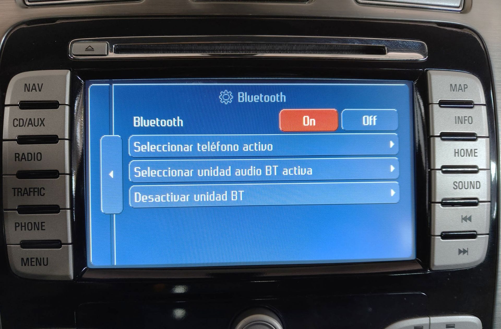 Ford Mondeo SportBreak 2.0 TDCi Titanium PowerShift - foto 24