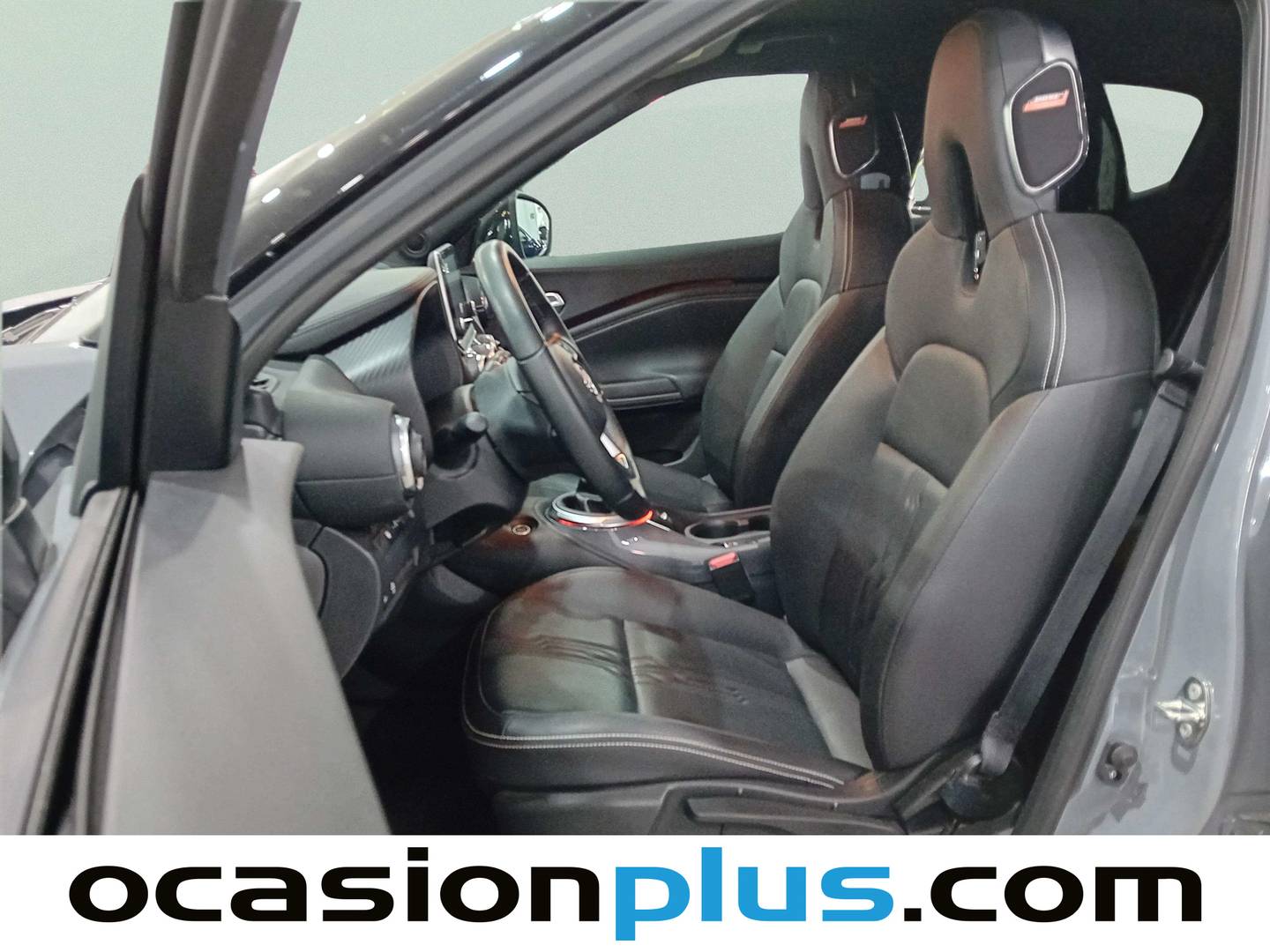 Foto asientos delanteros Nissan JUKE Nissan Juke DIG-T 114 N-Design Silver 4X2 (114 CV)