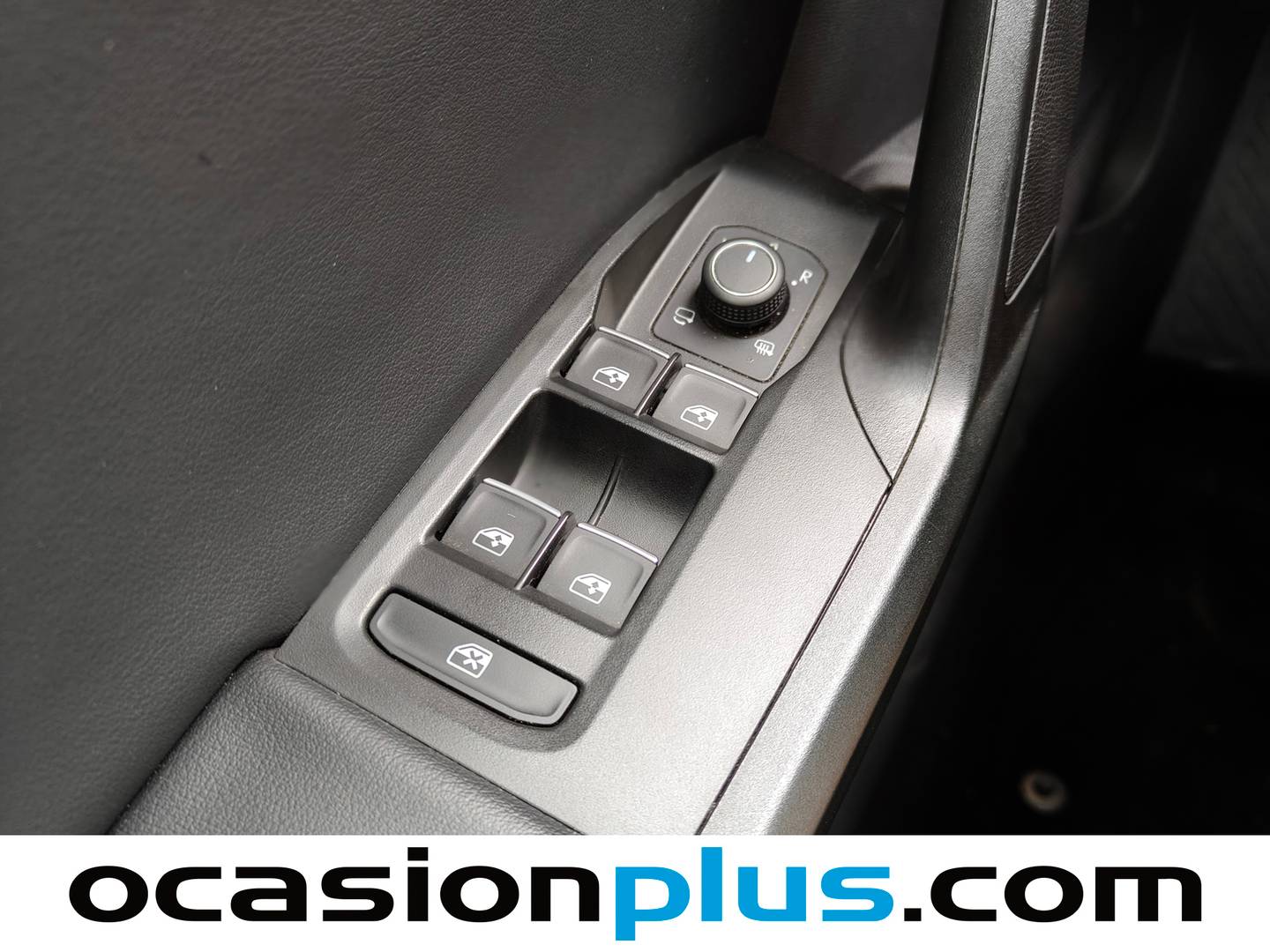 Seat León Seat León 1.5 TSI S&S FR 25 Aniversario (116 CV) de ocasión