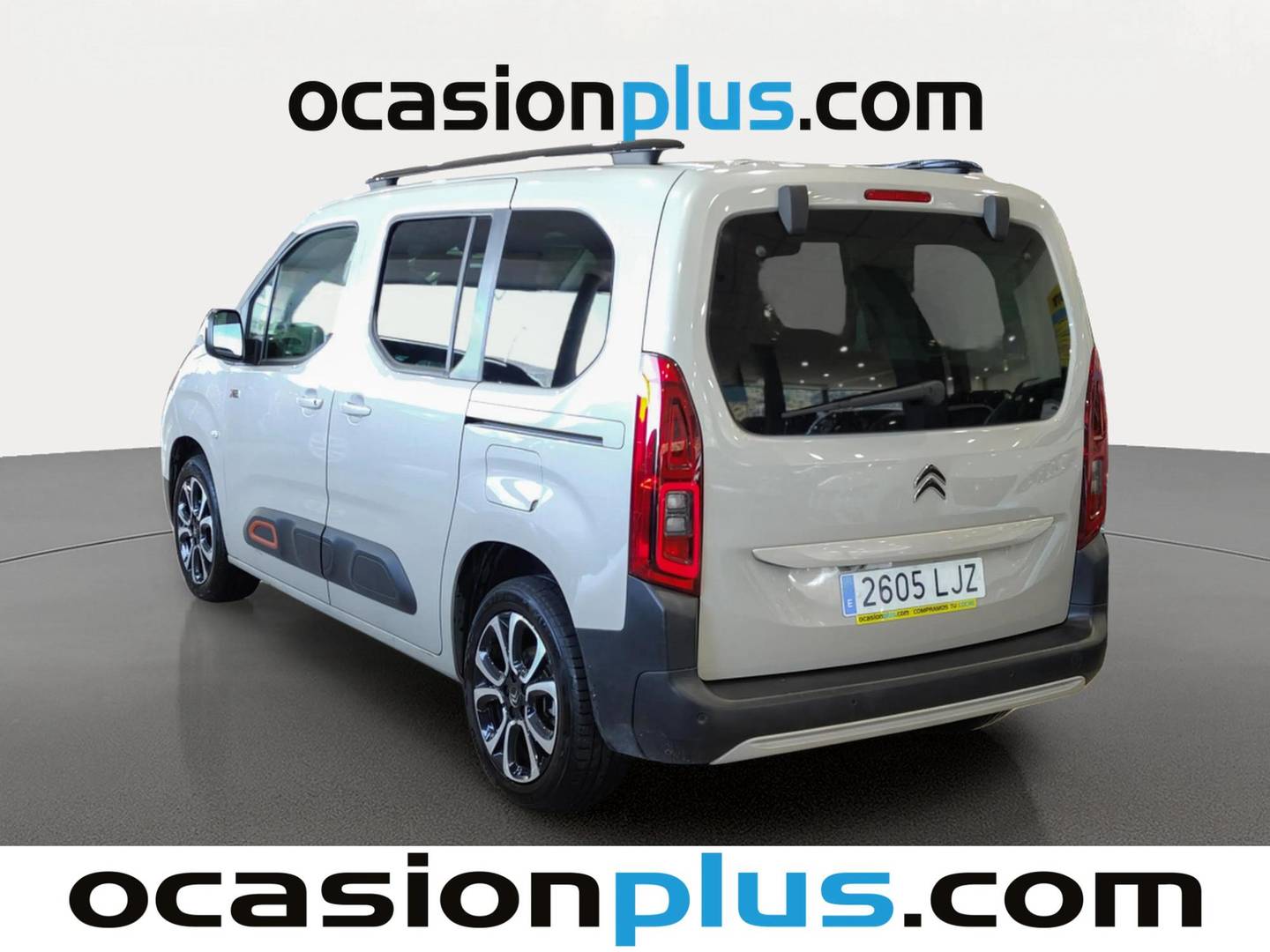 Foto trasera Citroën Berlingo Citroën Berlingo BlueHDi 100 S&S Talla M Shine (102 CV) izquierda