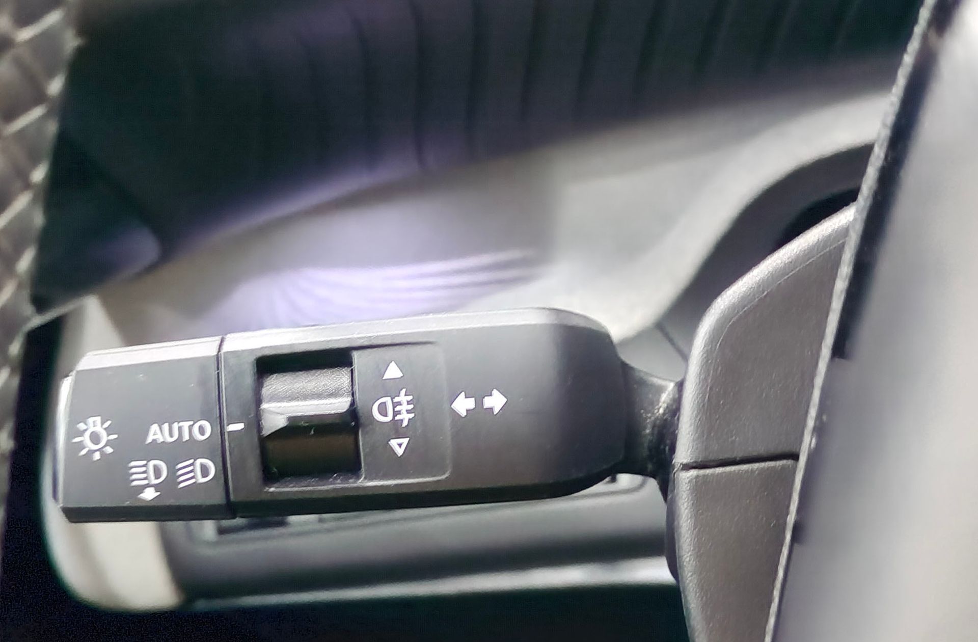 Citroën C3 Aircross Hybrid 145 Plus e-DCS6 - foto 24
