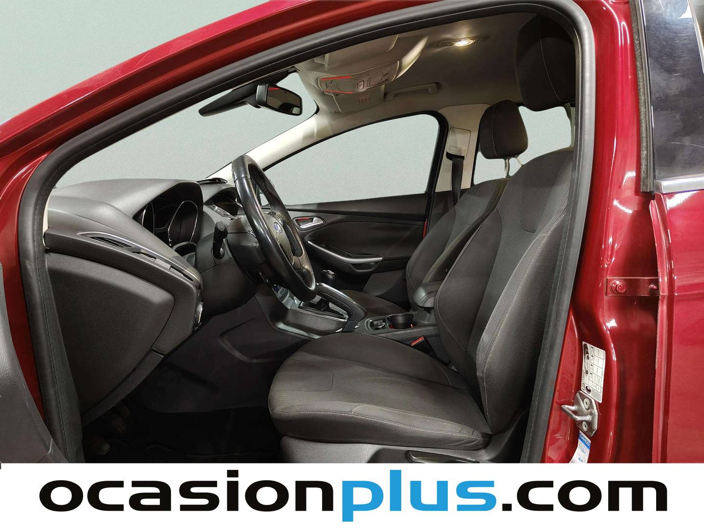Foto asientos delanteros Ford Focus Ford Focus 1.6 Ecoboost Titanium (182 CV)