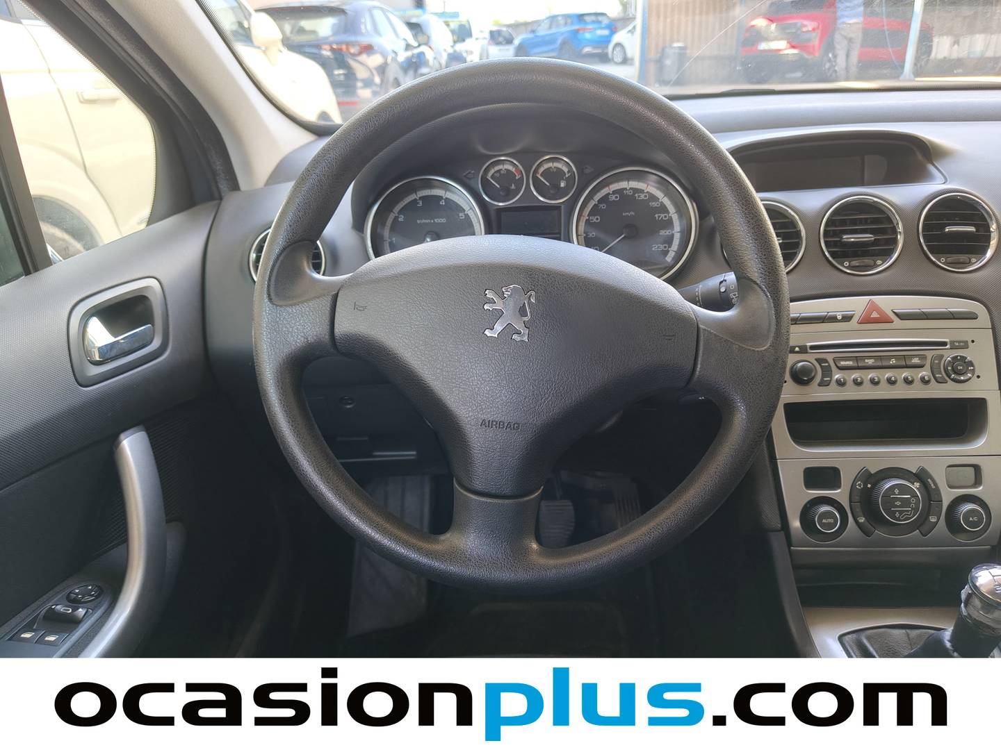 Peugeot 308 PEUGEOT 308 1.4 VTi Confort (95 CV) manual