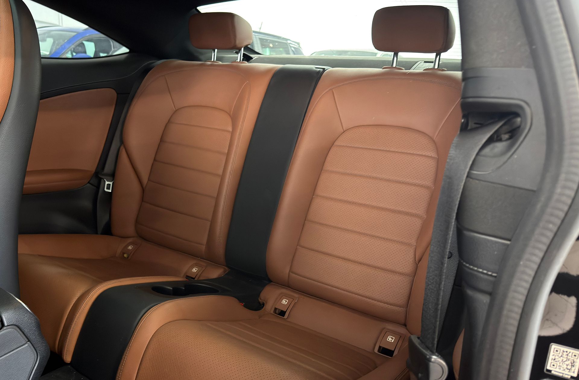 Mercedes-Benz Clase C Coupe 300 AMG Line - foto 14