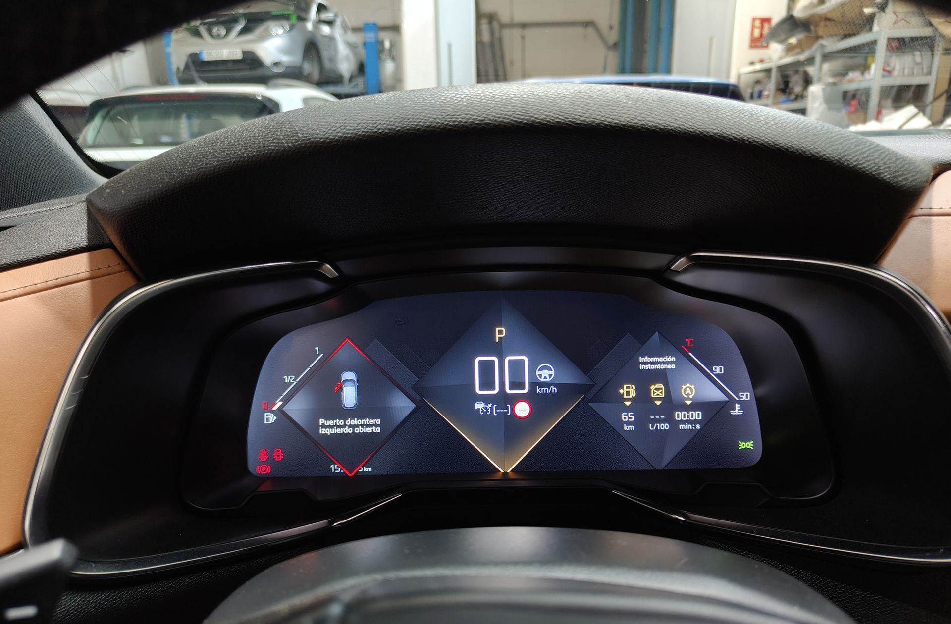 DS 7 Crossback PureTech 225 Grand Chic - foto 31
