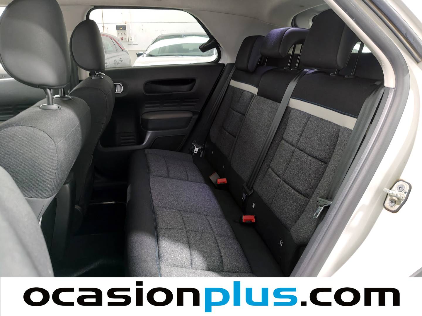 Foto asientos traseros Citroën C4 Cactus Citroën C4 Cactus PureTech 110 S&S Shine (110 CV)