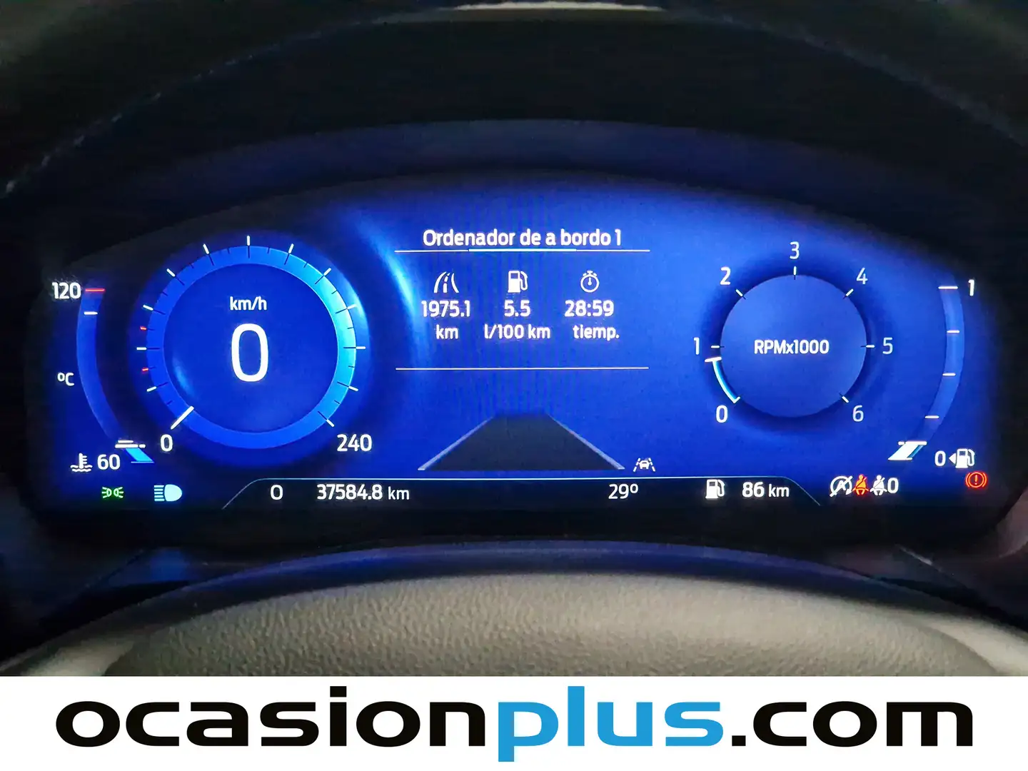 Foto Ford Kuga Ford Kuga 1.5 EcoBlue Titanium (120 CV)