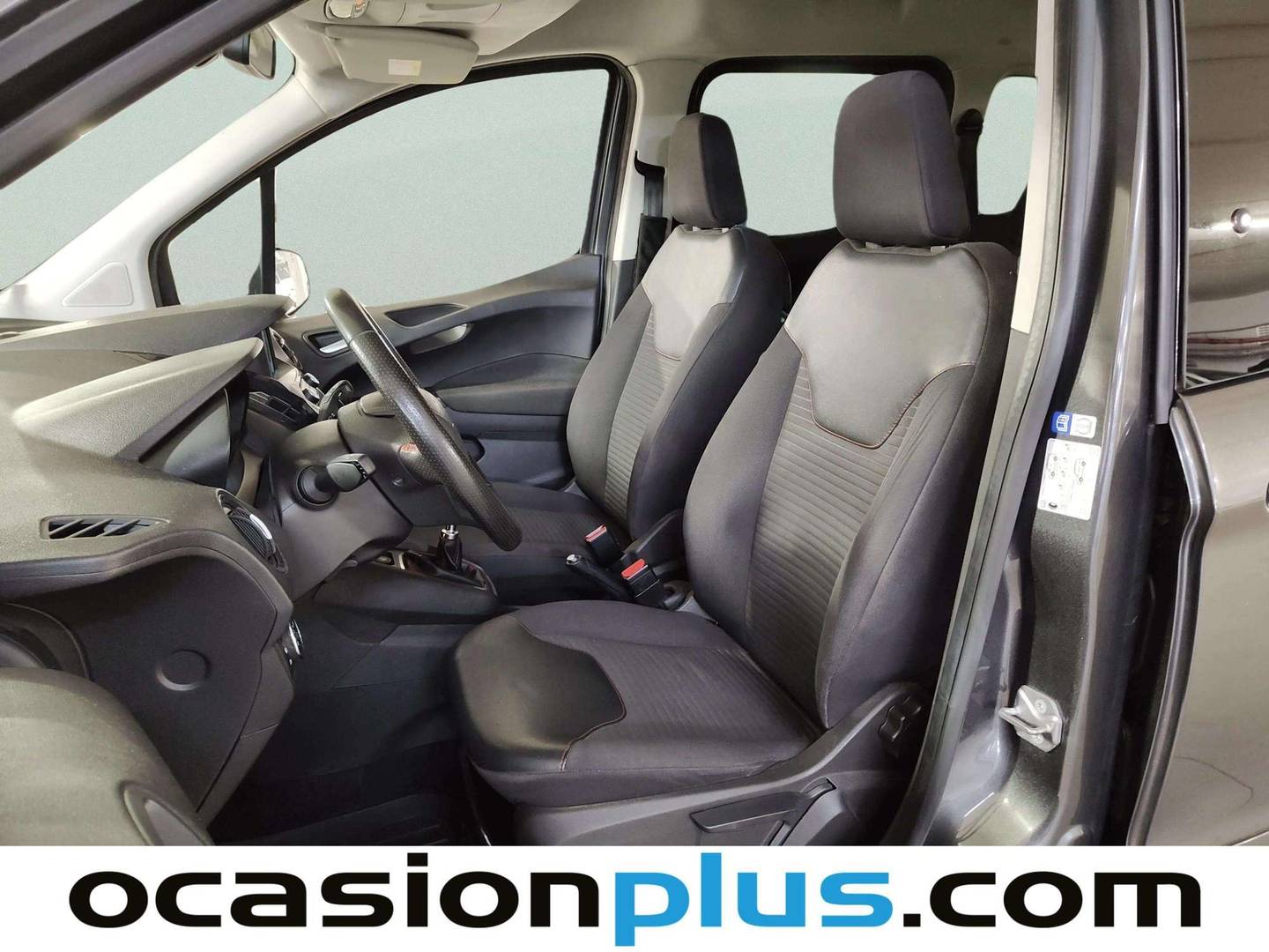Foto asientos delanteros Ford Tourneo Courier Ford Tourneo Courier 1.0 EcoBoost Sport (100 CV)