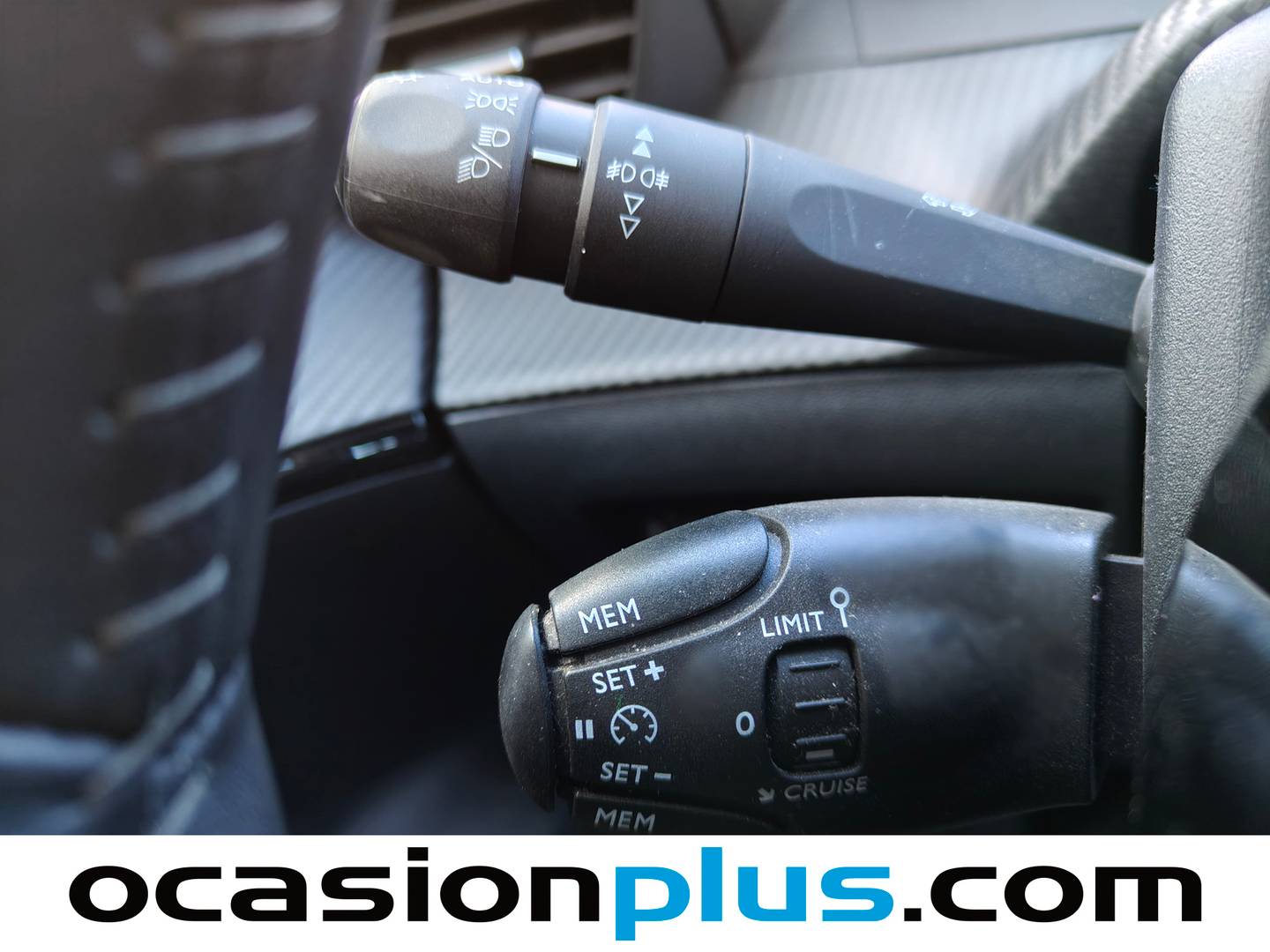 Acabados Peugeot 2008 Peugeot 2008 BlueHDi 110 S&S Active Pack (110 CV)