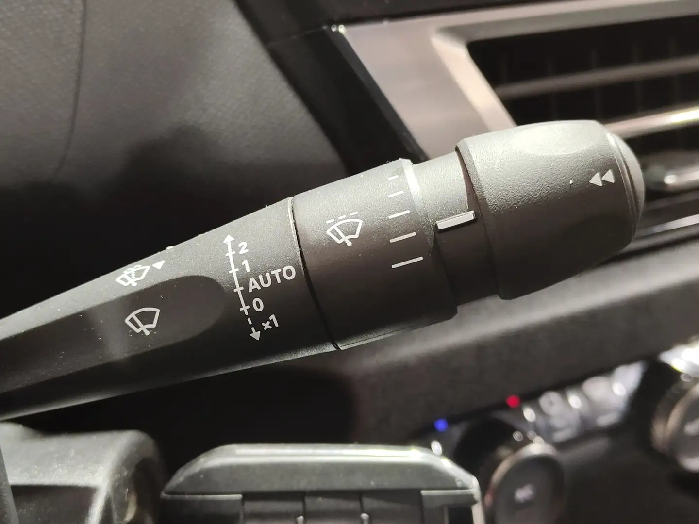 Foto Citroën C4 Citroen C4 PureTech 130 S&S 6v Feel Pack (130 CV)