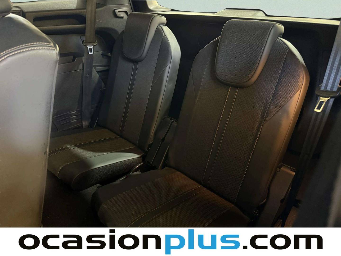 Extras y acabados del Peugeot 5008 Peugeot 5008 PureTech 130 S&S GT EAT8 (130 CV) 7 Plazas