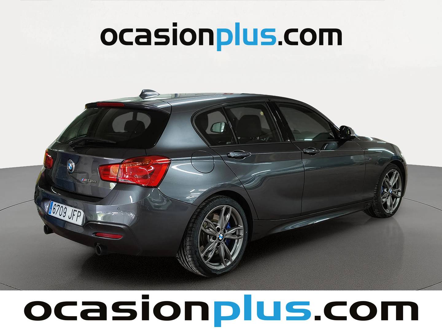 Foto trasera BMW Serie 1 BMW Serie 1 M135i (326 CV) derecha