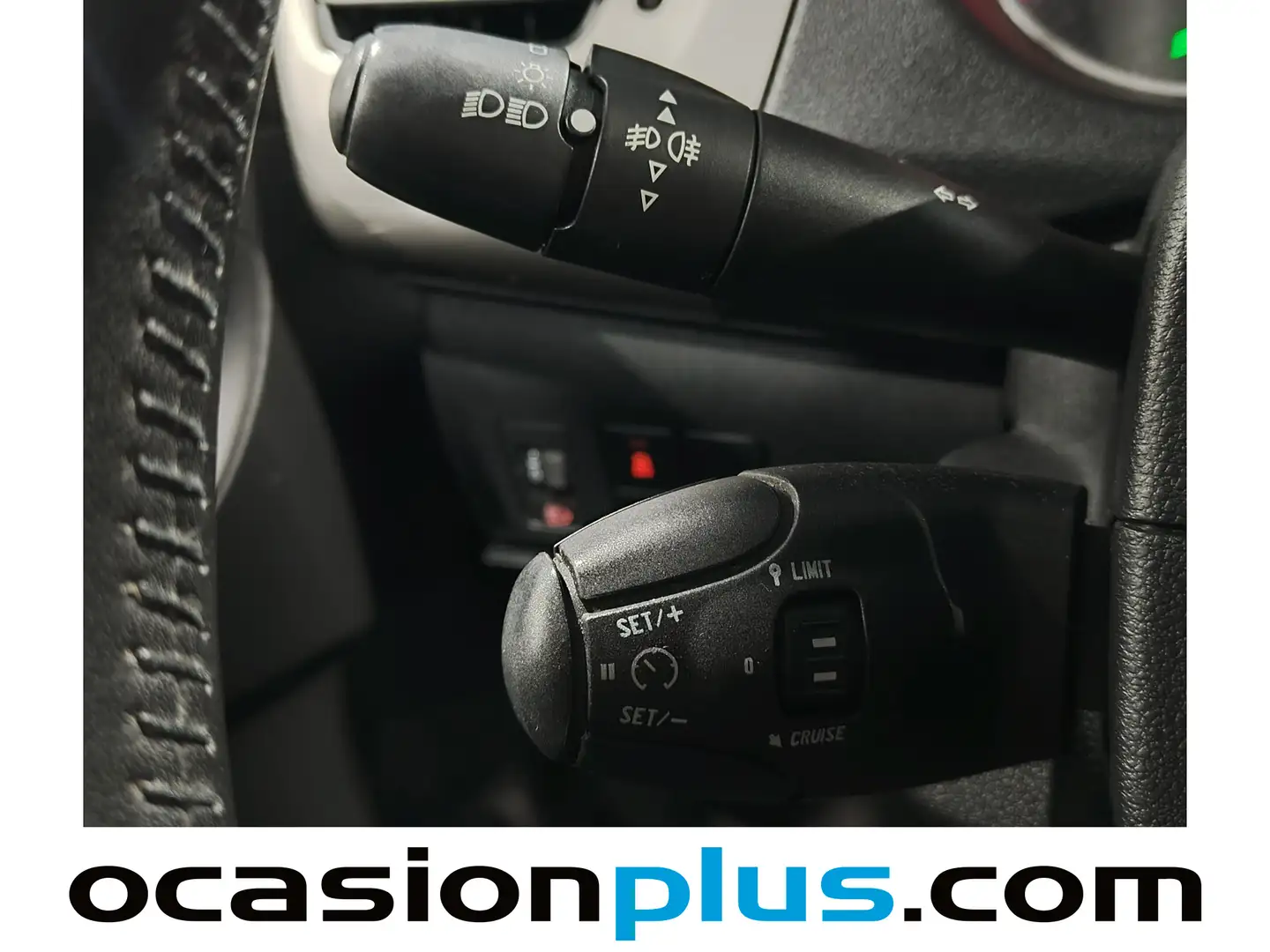 Foto Citroën C-Elysée Citroen C-Elysee BlueHDi 100 Shine (102 CV)