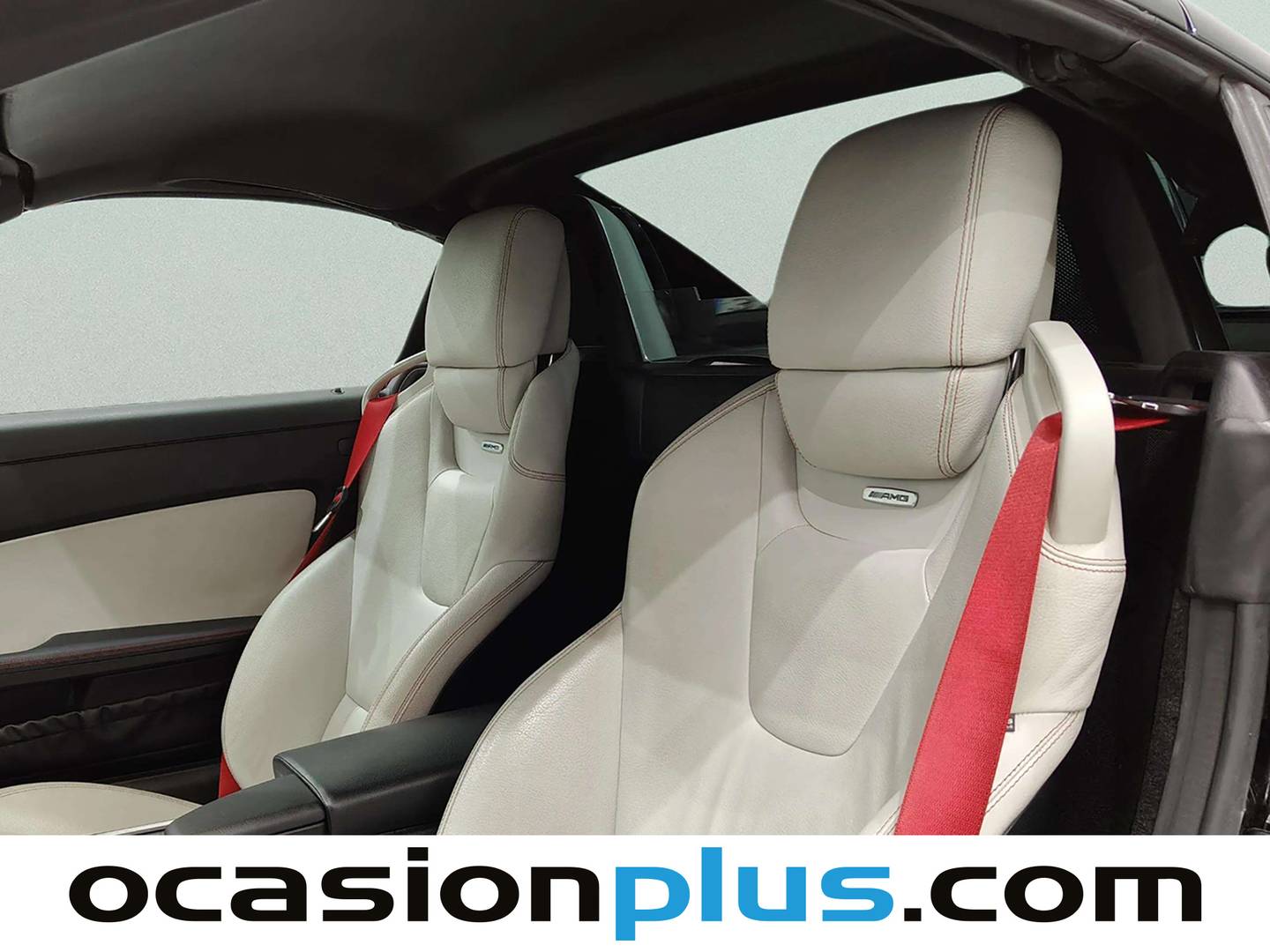 Equipamiento del Mercedes Clase SLK Mercedes Clase SLK 200 (184 CV) Pack AMG