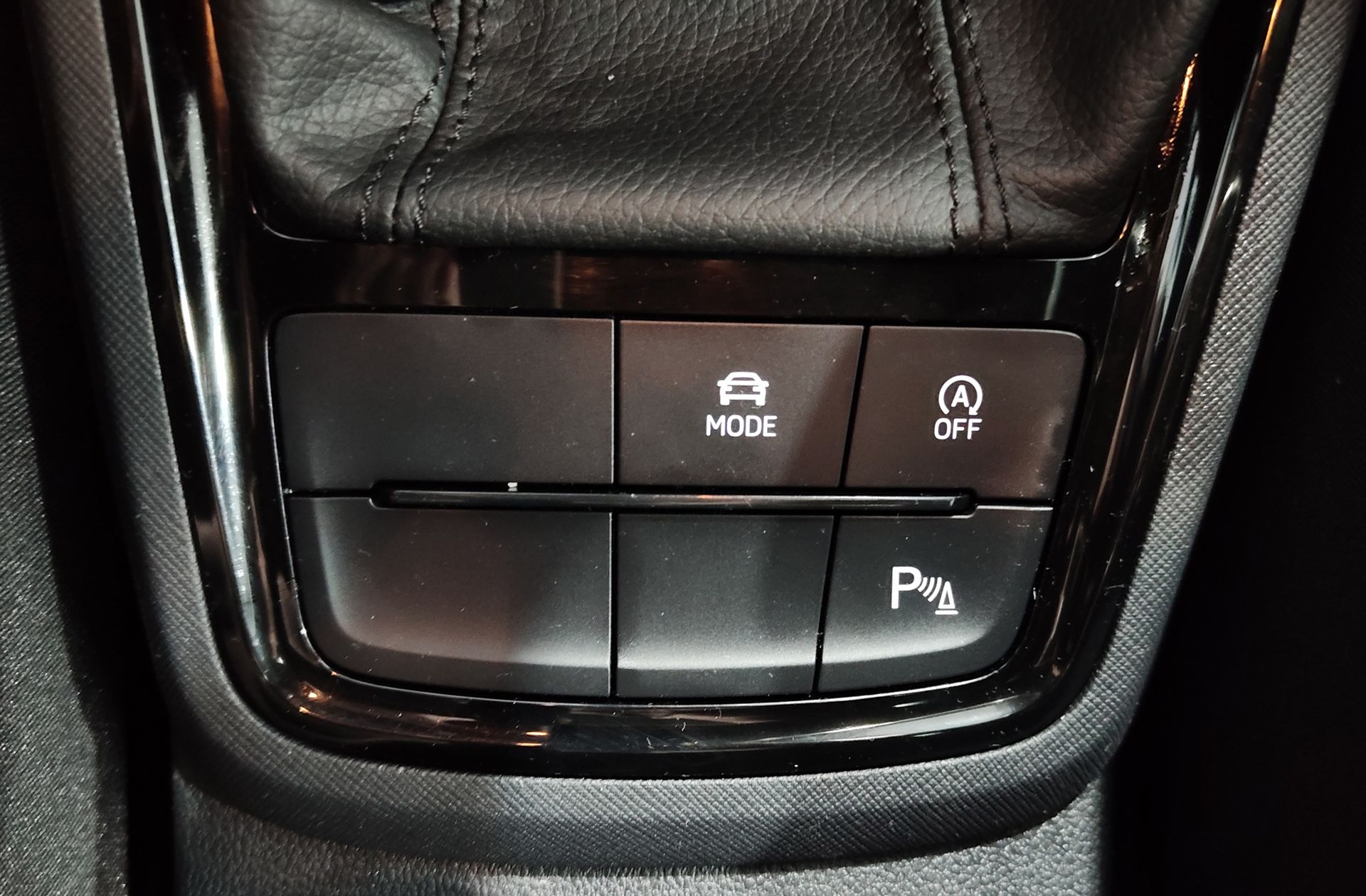 Škoda Kamiq 1.0 TSI Sport - foto 34