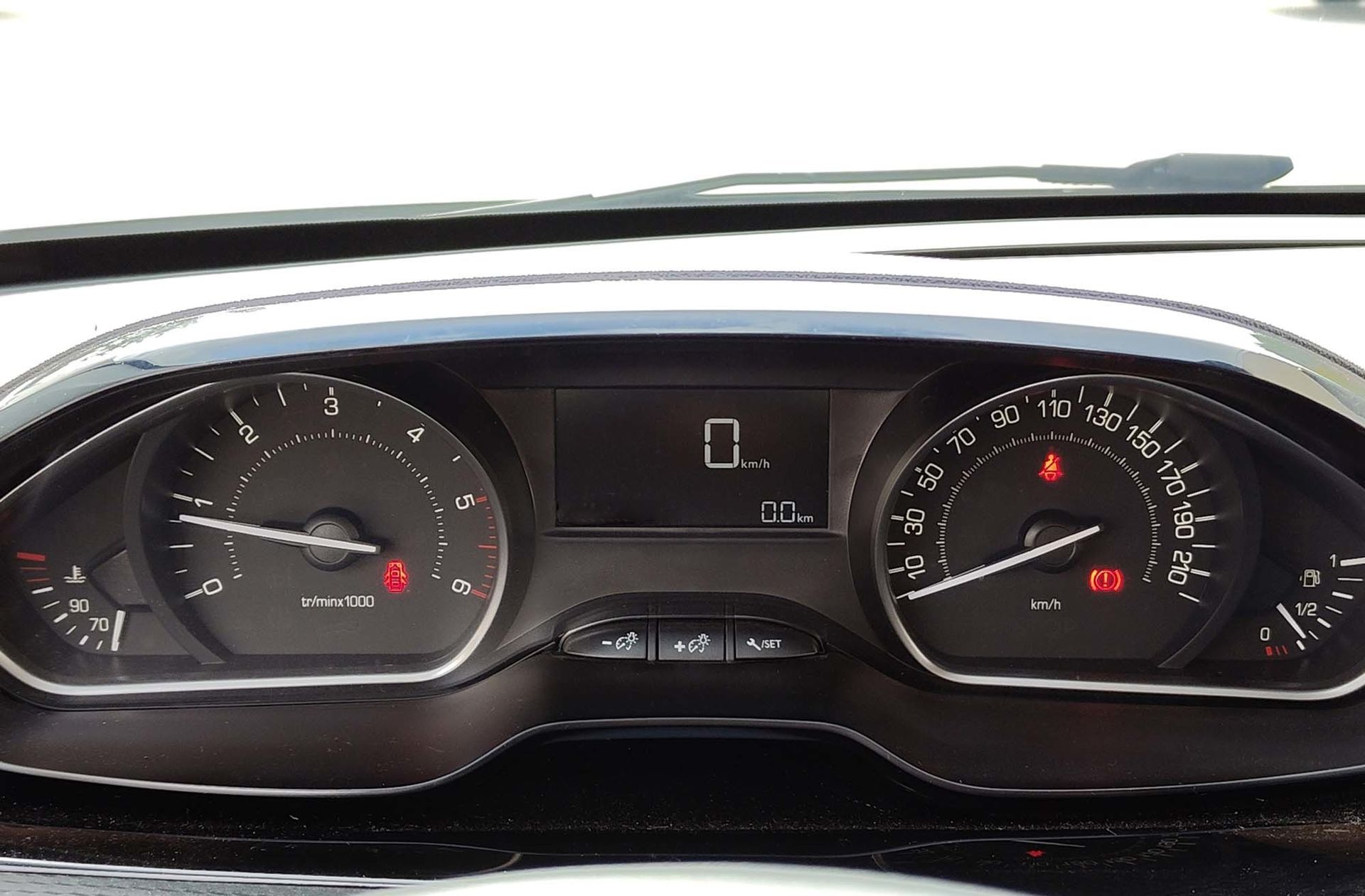 Peugeot 208 PureTech Signature - foto 18