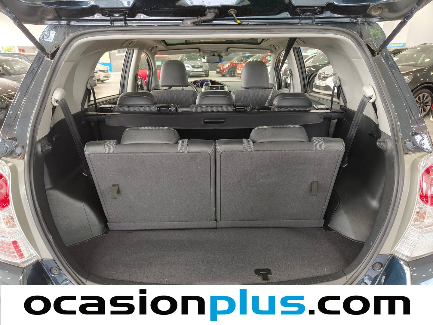 Foto Toyota Verso Toyota Verso 140 M-DRV Advance Multidrive (147 CV) 7 Plazas siete plazas