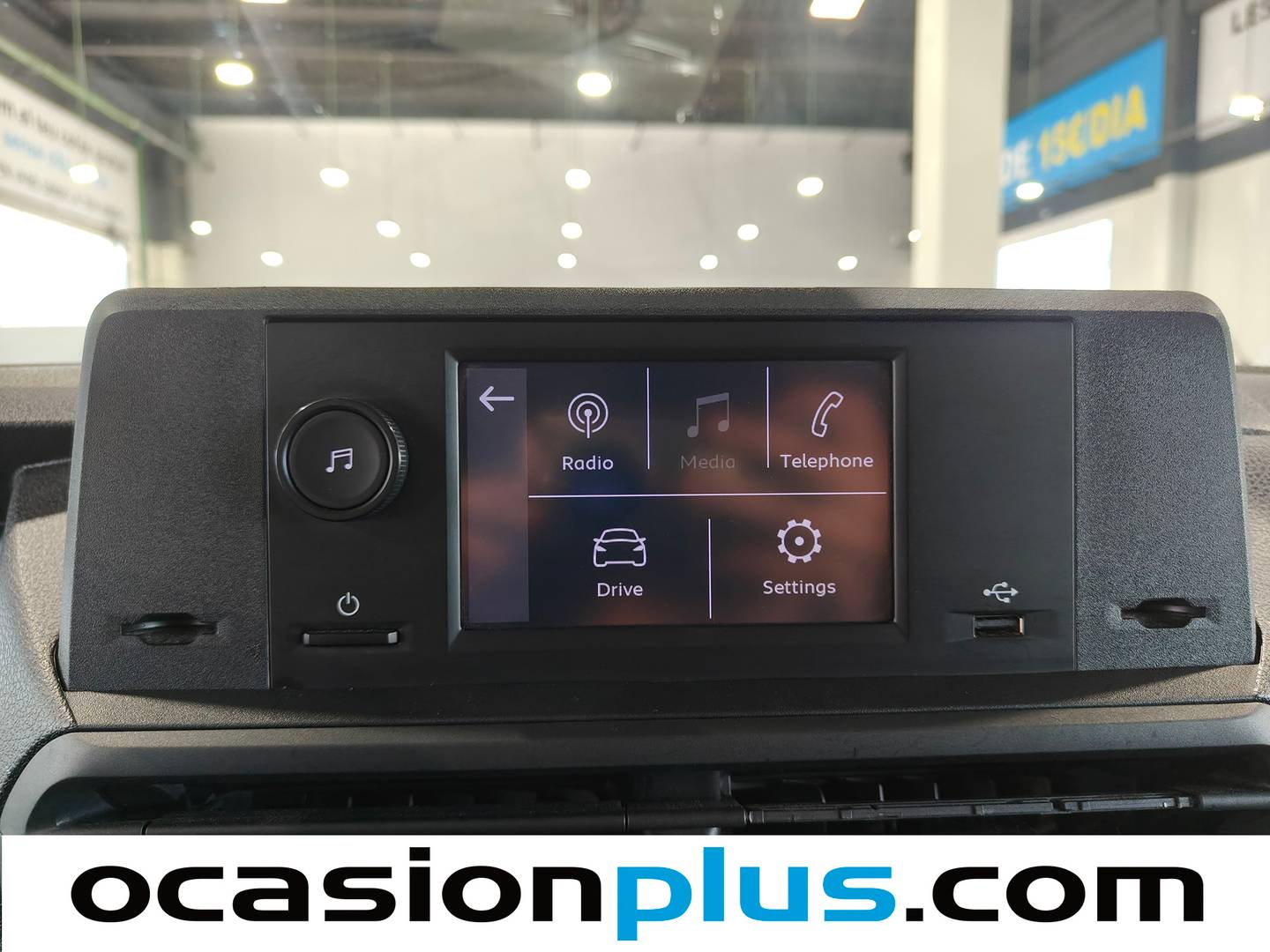 Extras y acabados del Fiat Scudo Fiat Scudo Furgon 1.5 Bluehdi L2 (120 CV)