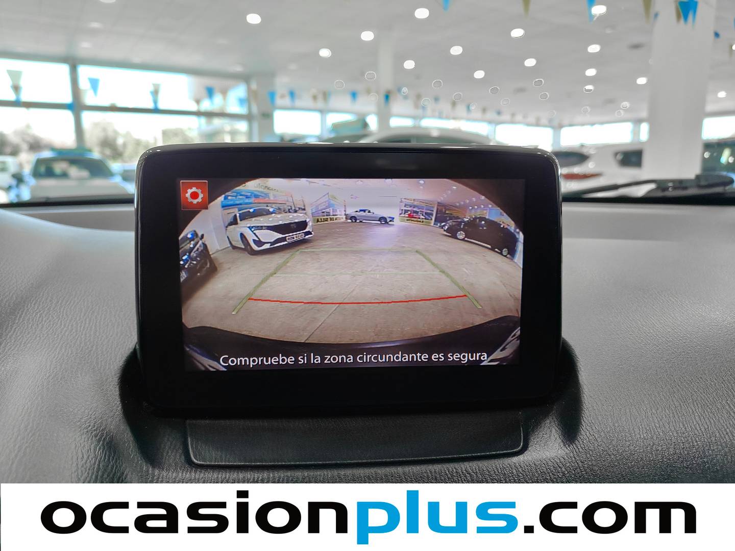 Extras del Mazda CX-3 Mazda CX-3 2.0 G Zenith 2WD (121 CV)