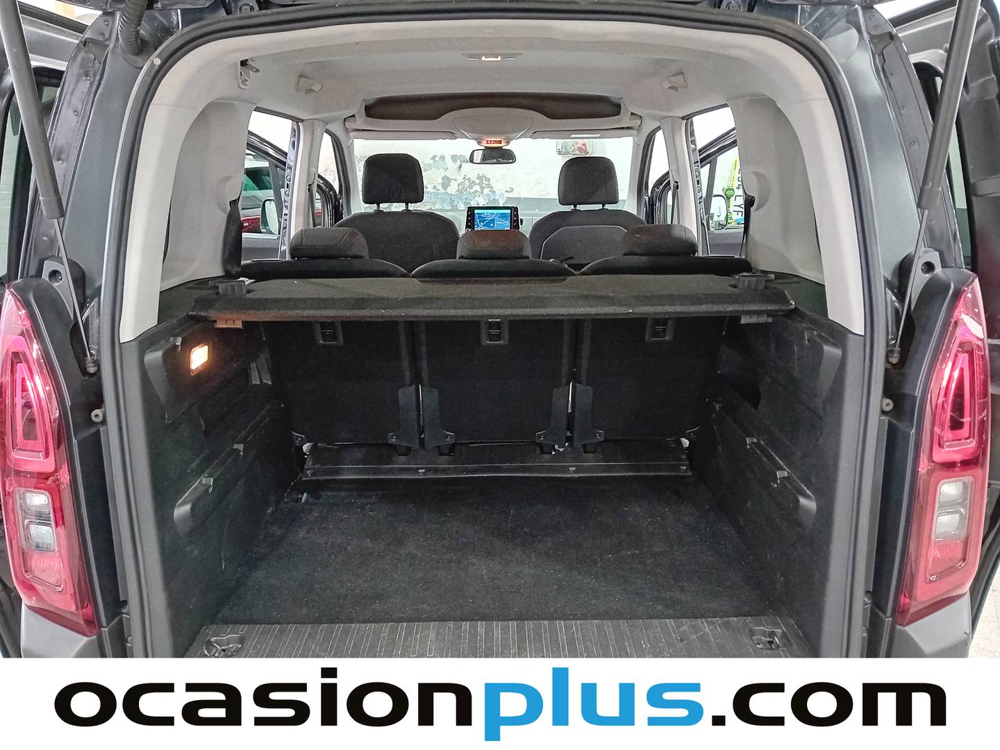 Fotos maletero Citroën Berlingo Citroën Berlingo BlueHDi 130 S&S Talla M Shine (130 CV)