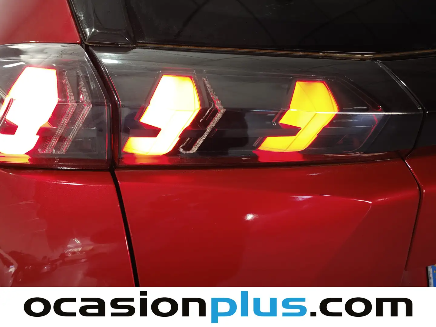 Foto Peugeot 2008 Peugeot 2008 PureTech 130 S&S GT (130 CV)