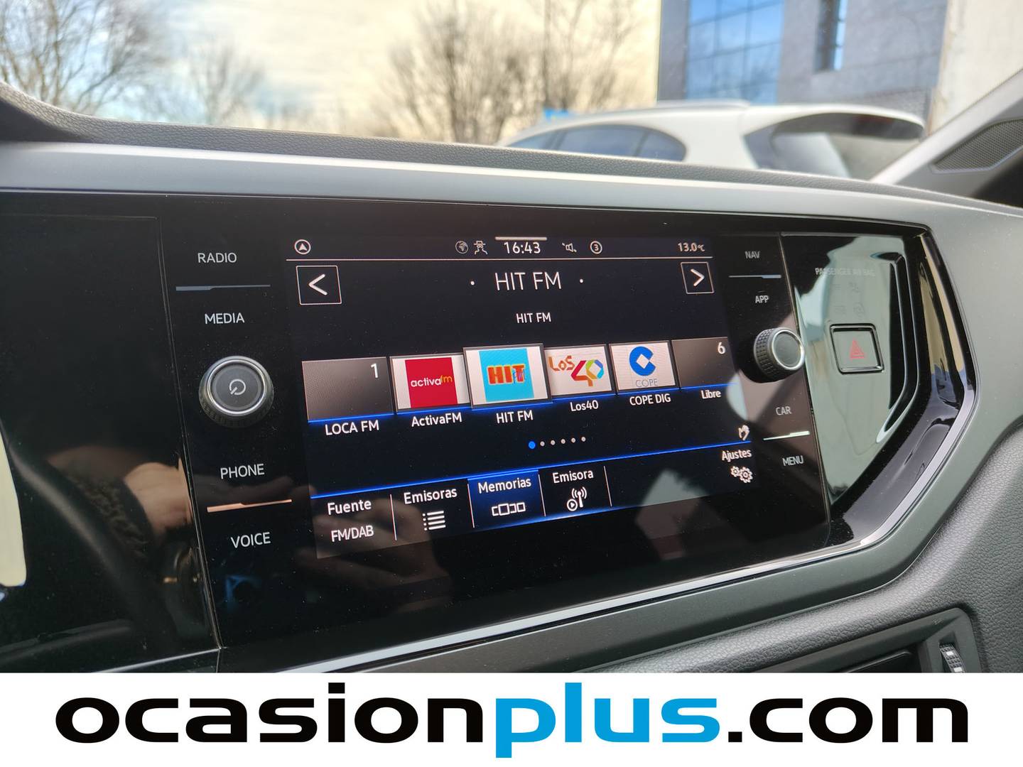 Foto Volkswagen Polo Volkswagen Polo R-Line 1.0 TSI  (110 CV) DSG