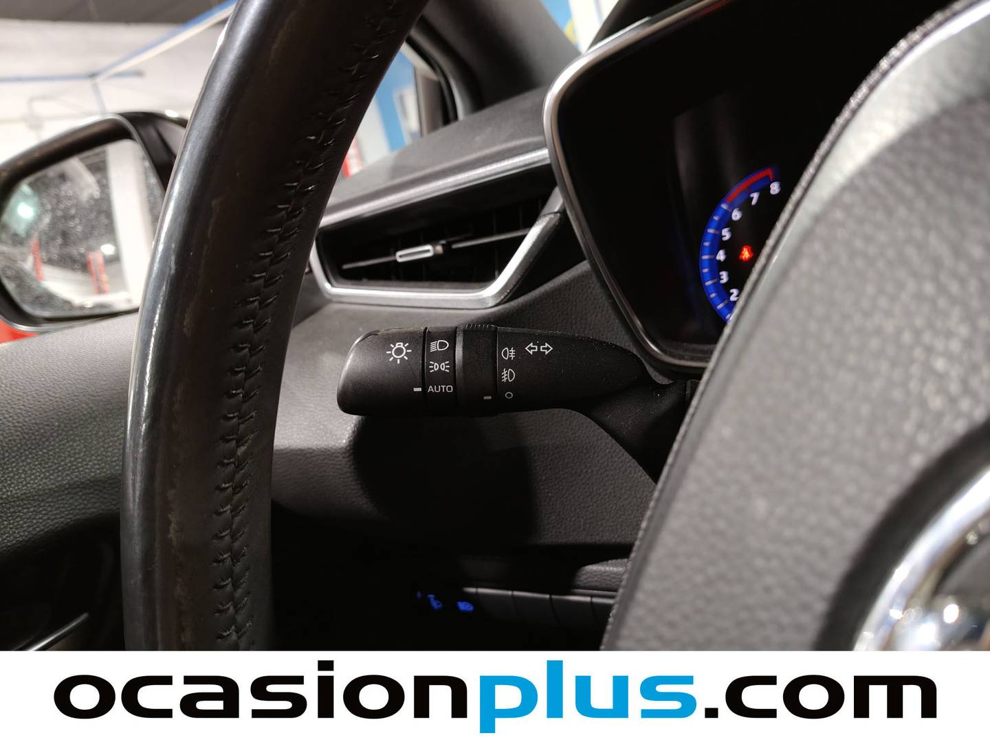 Toyota Corolla Toyota Corolla 180H FEEL! E-CVT 132 kW (180 CV) seminuevo