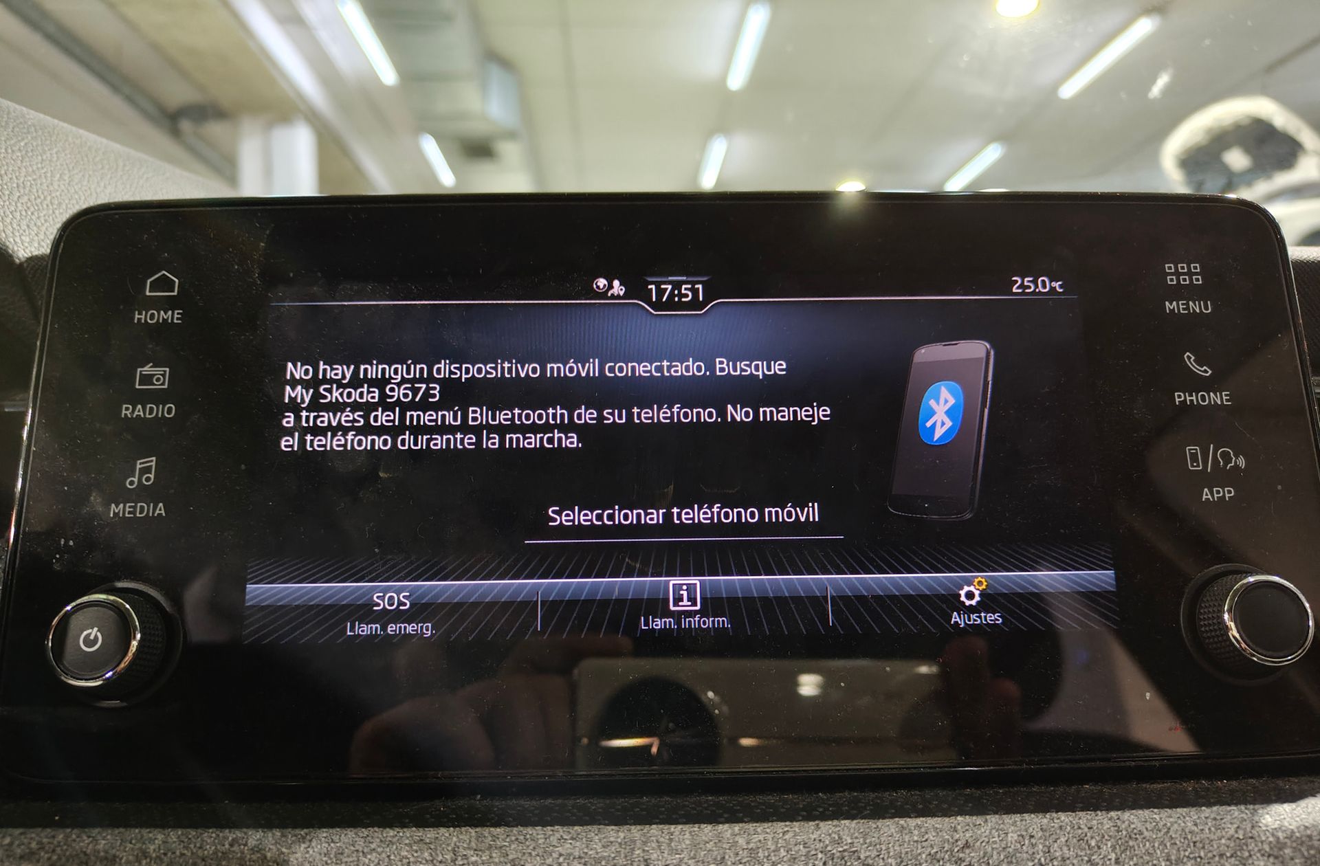 Škoda Kamiq 1.0 TSI Selection - foto 24