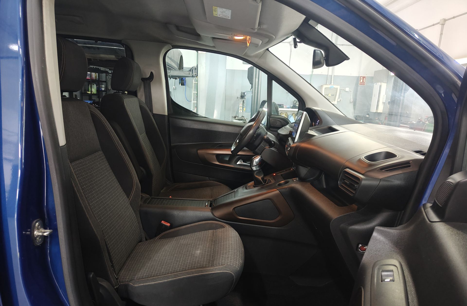 Peugeot Rifter BlueHDi 100 GT Line Standard - foto 16