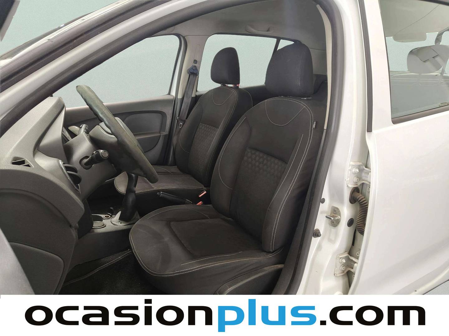 Foto asientos delanteros Dacia Sandero Dacia Sandero Laureate dCi (75 CV)