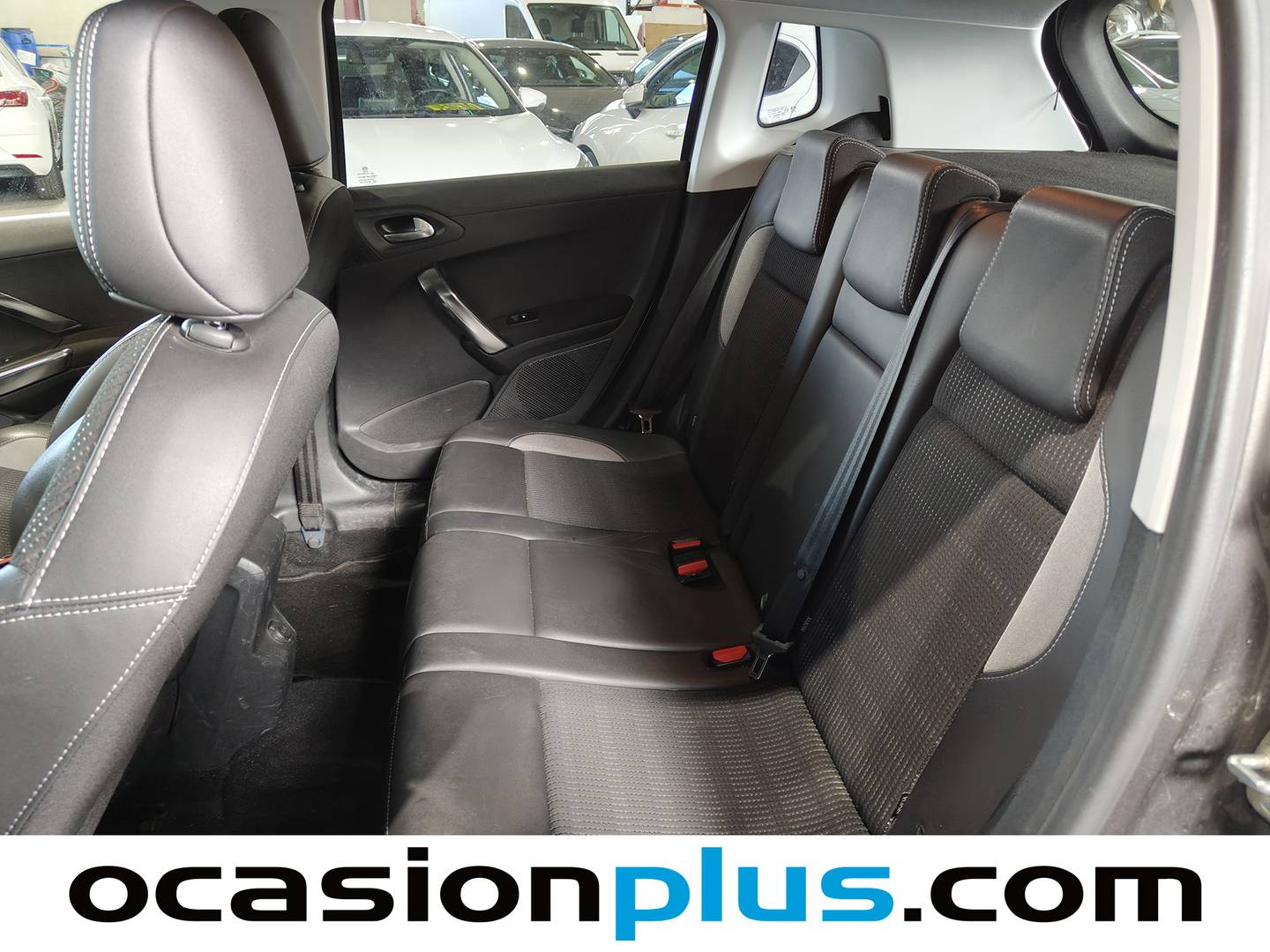 Foto asientos traseros Peugeot 2008 Peugeot 2008 PureTech 110 S&S Allure (110 CV)