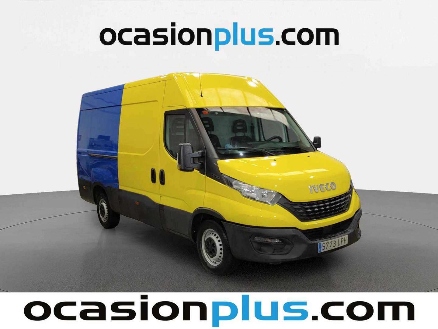 Foto delantera Iveco Daily Iveco Daily 2.3 TD 35S 16 V 3520L/H2 (156 CV) derecha