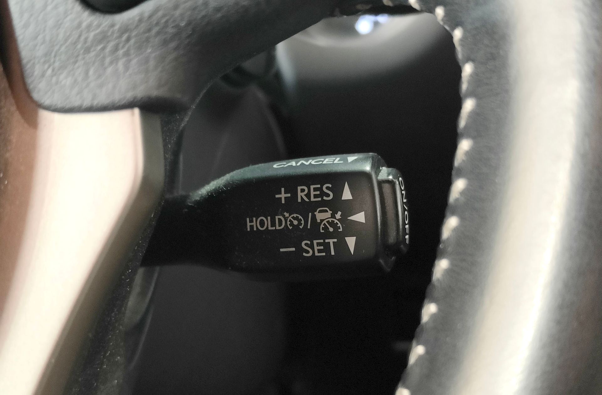 Lexus NX 300h Business Navigation 2WD - foto 30