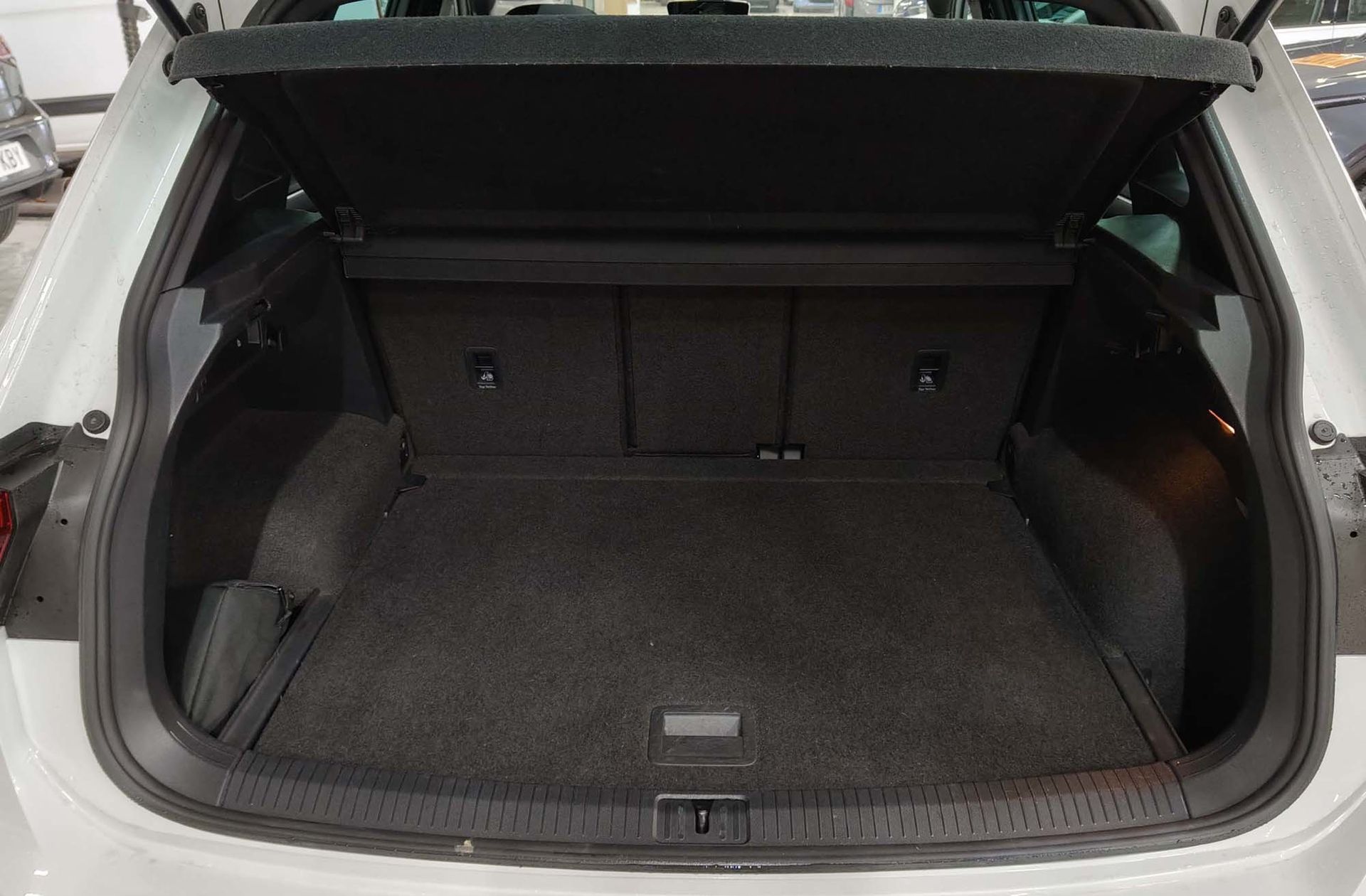 Volkswagen Tiguan Sport 2.0 TDI BMT 4Motion Pack R-line DSG - foto 22
