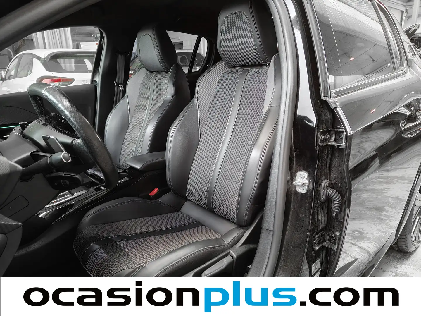 Foto Peugeot 208 Peugeot 208 PureTech 100 GT (100 CV)