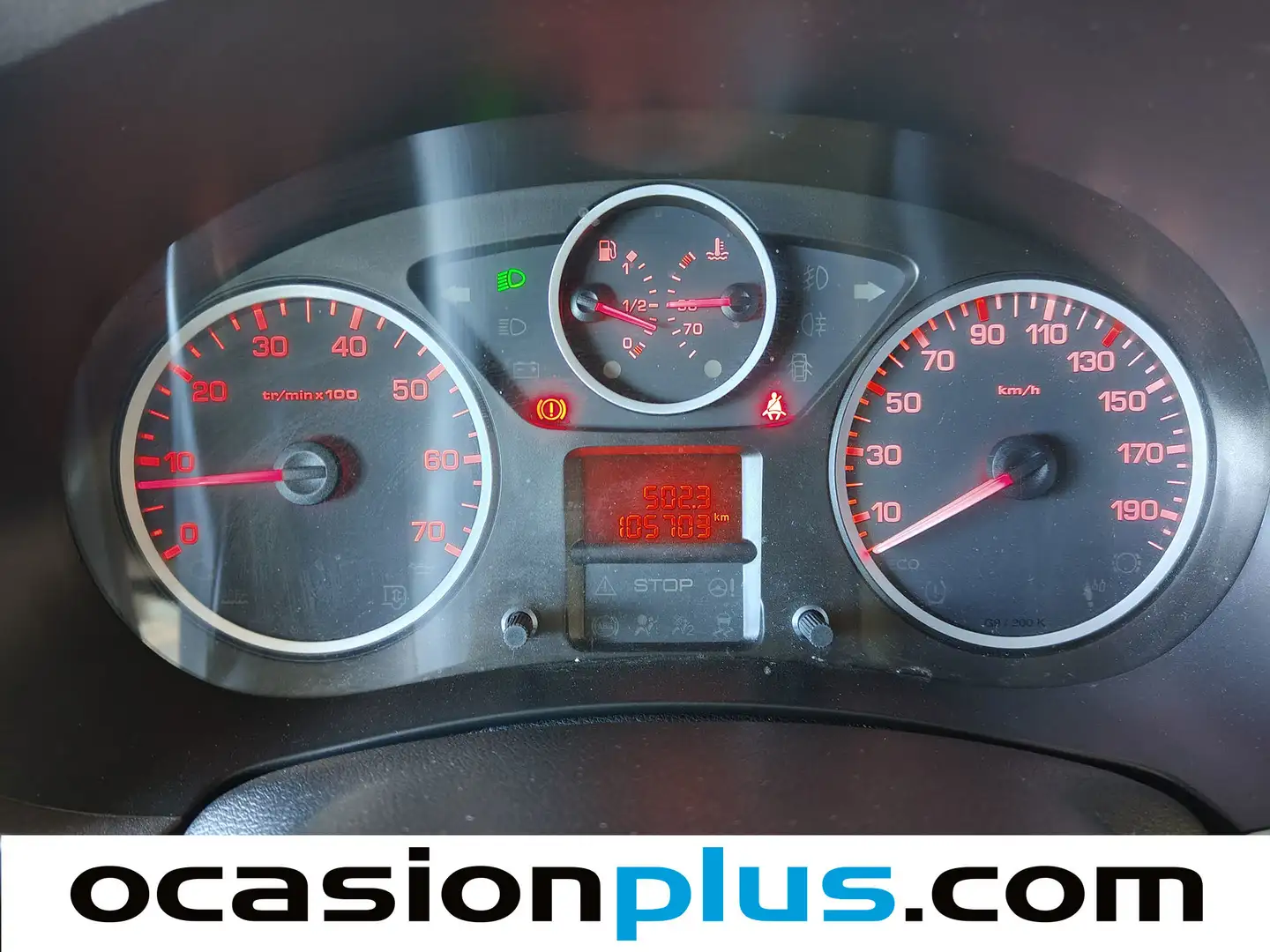 Foto Peugeot Partner Peugeot Partner Tepee Combi 1.2 PureTech Adventure Edition (110 CV)